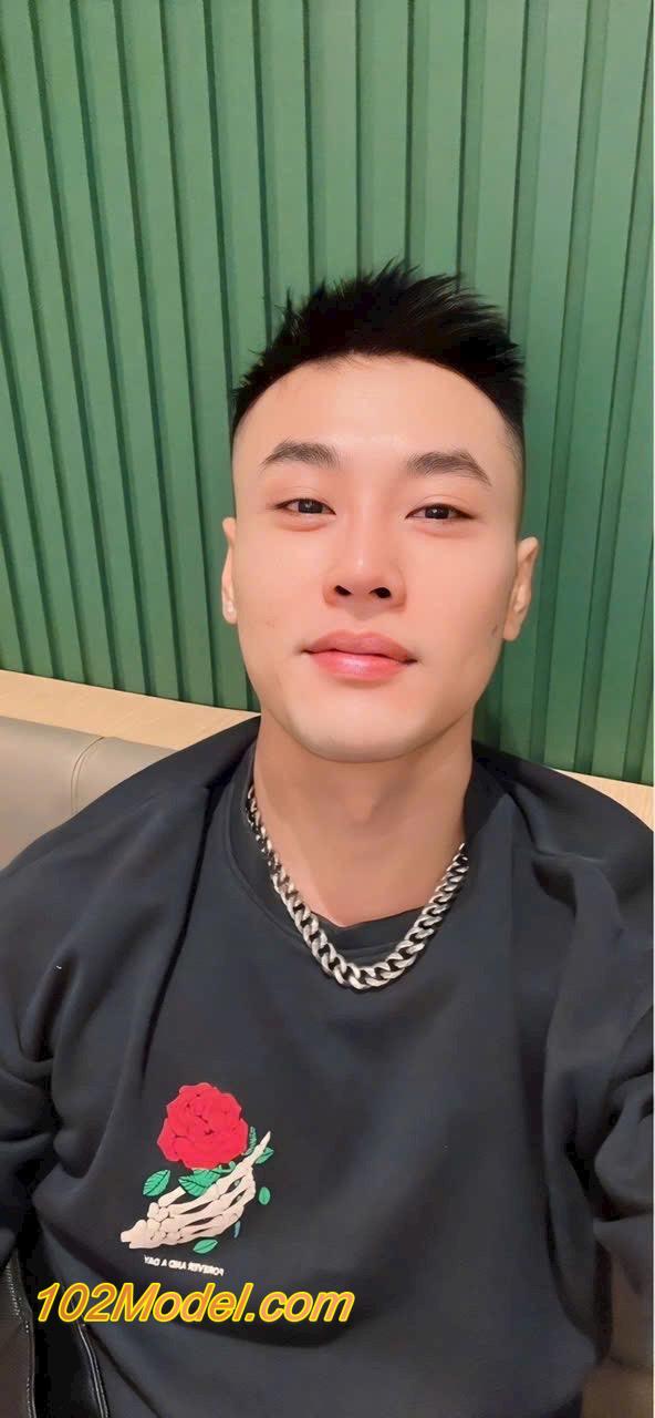 Trai dễ thương massage tốt, body gym slim đến từ miền tây - SIN:1153 18 IMG 9538