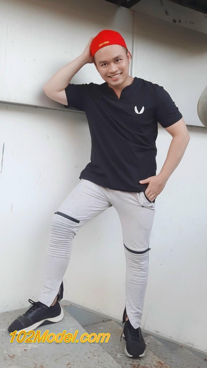 E1584664 F304 4073 80DC 36F14B2DE010