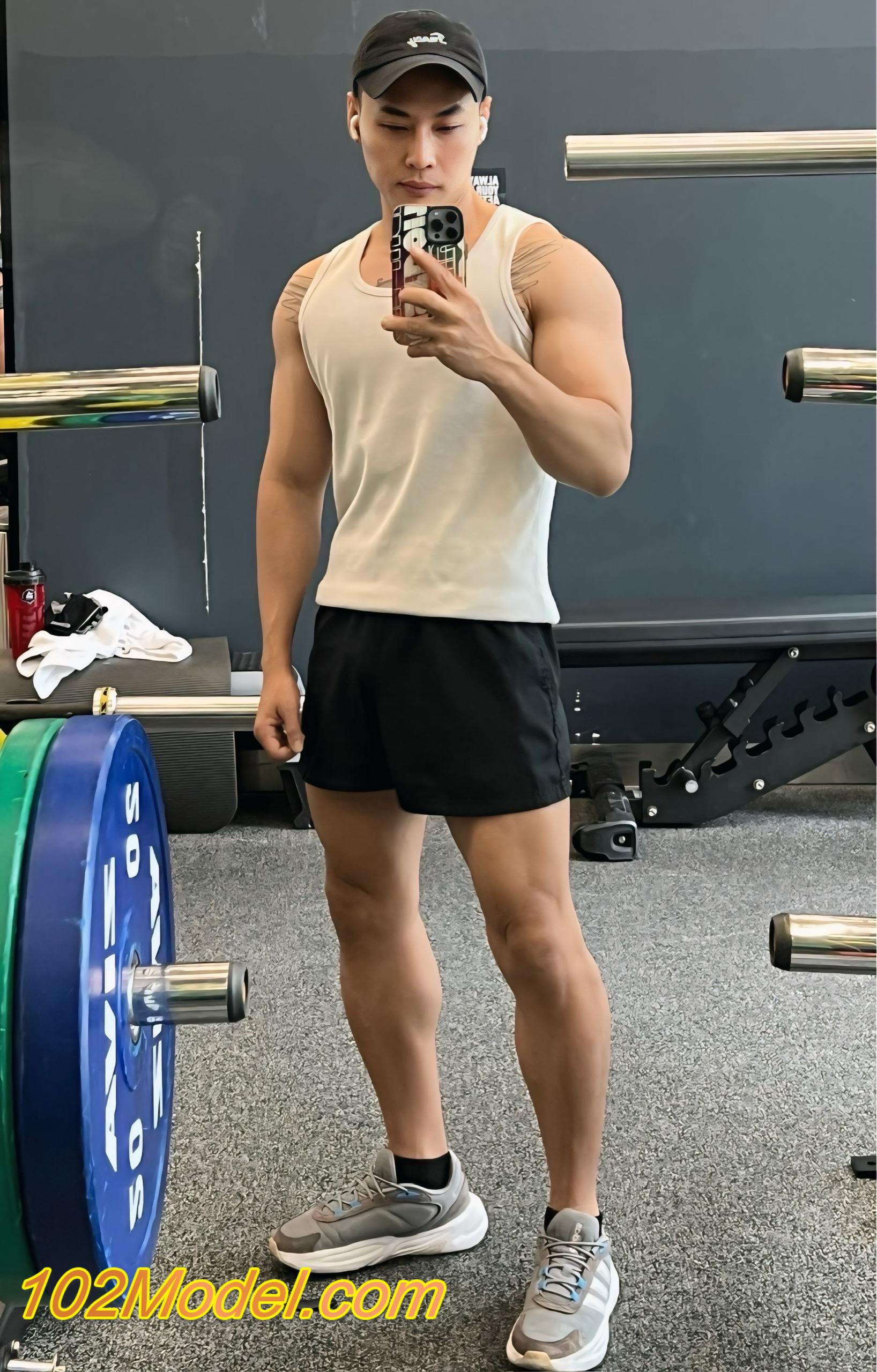 Trai dễ thương massage tốt, body gym slim đến từ miền tây - SIN:1153 12 ea3c7accfd547d068e493649a1c87def