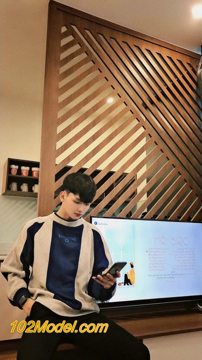 05B10406 8468 49C6 8AE4 7BF0A2B7F9C0