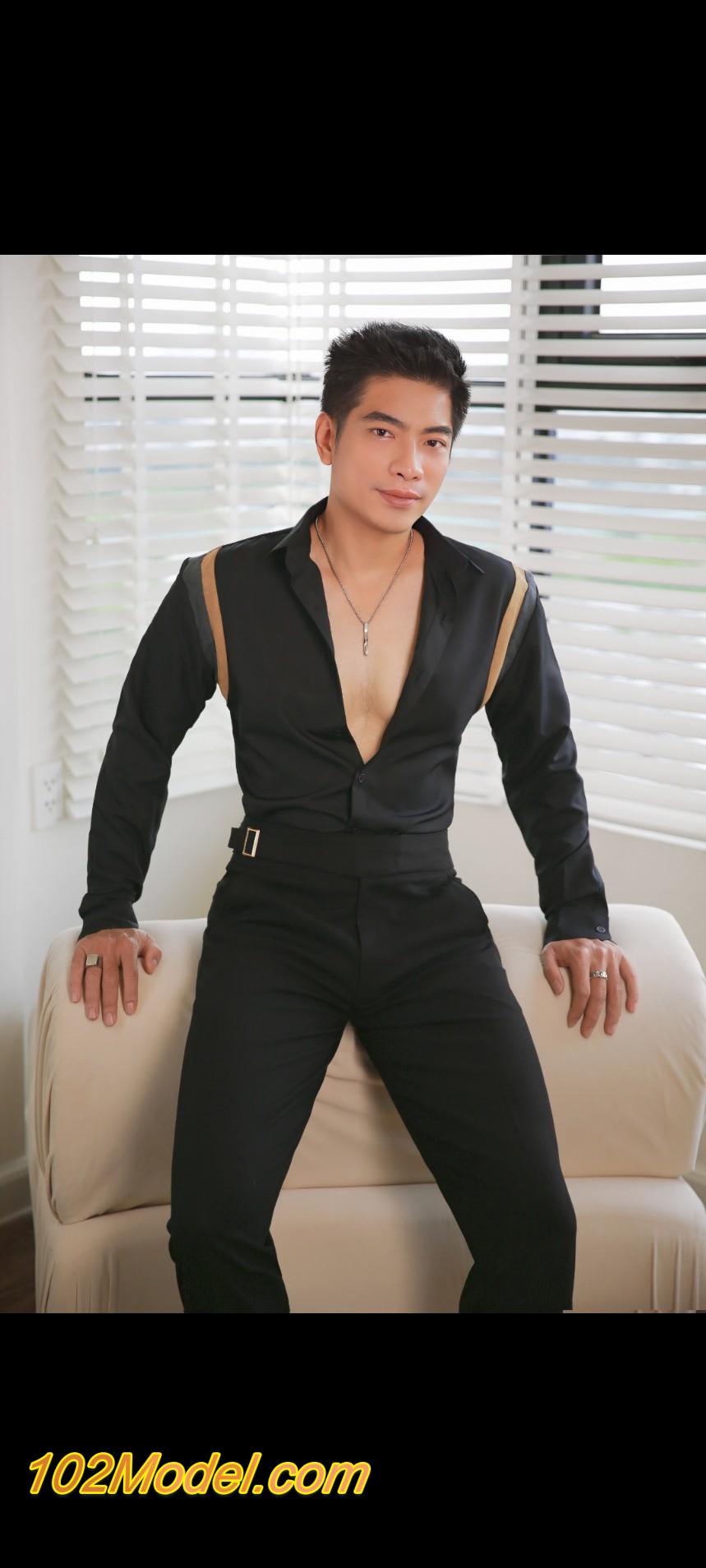 Boy menly cu bự, ngoại hình giản dị cơ bắp rắn chắc - DŨNG:1137 26 67F4DF0B 6E58 40D6 B178 3479E9C1DE7C