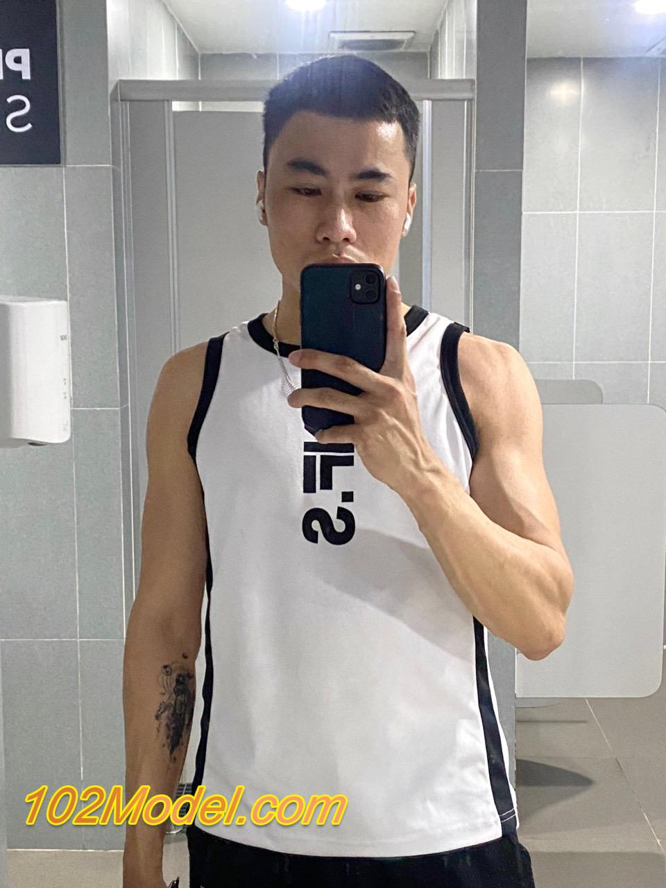 9521848F FB75 4D2B B9AB 959CCA11F981