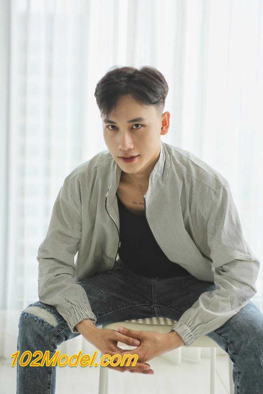 246BB864 F642 4E96 8C7E FA047714E9FC