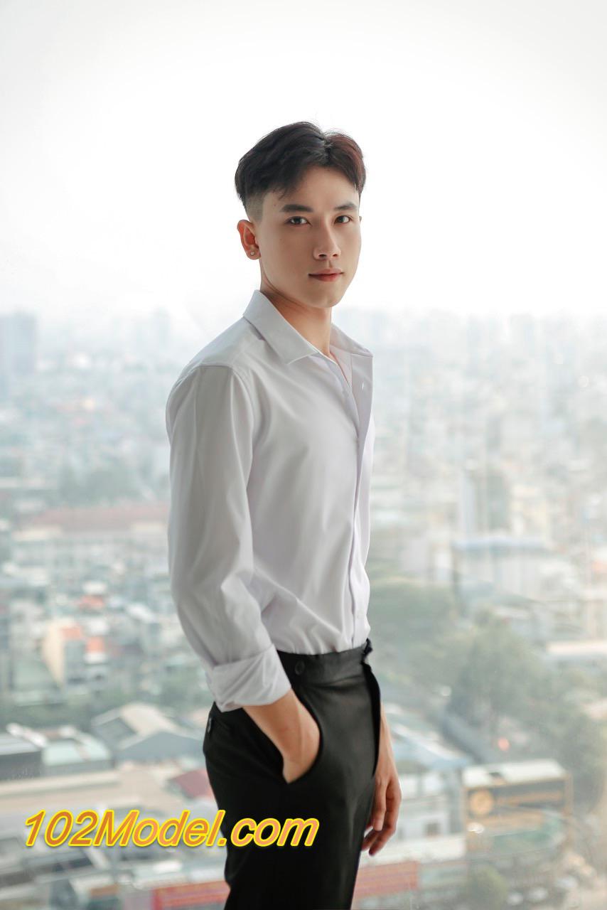 9F05739E 2B20 4B2B A025 CE3713C5BDD7