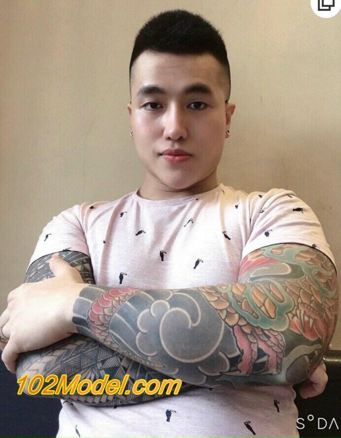 Trai thẳng gym đẹp cu to mông đùi bự - Khang Ms:1457 13 DBEA396F 62D7 4D97 BD05 2E7FAF8B3F75