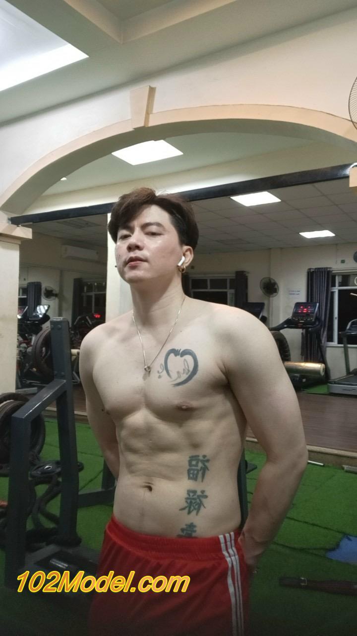 Gymner body săn chắc, cu siêu đẹp mông căng tròn quyến rũ - HUY:1348 35 EB484829 5BD5 41B9 B4C5 124AFB89C5C8