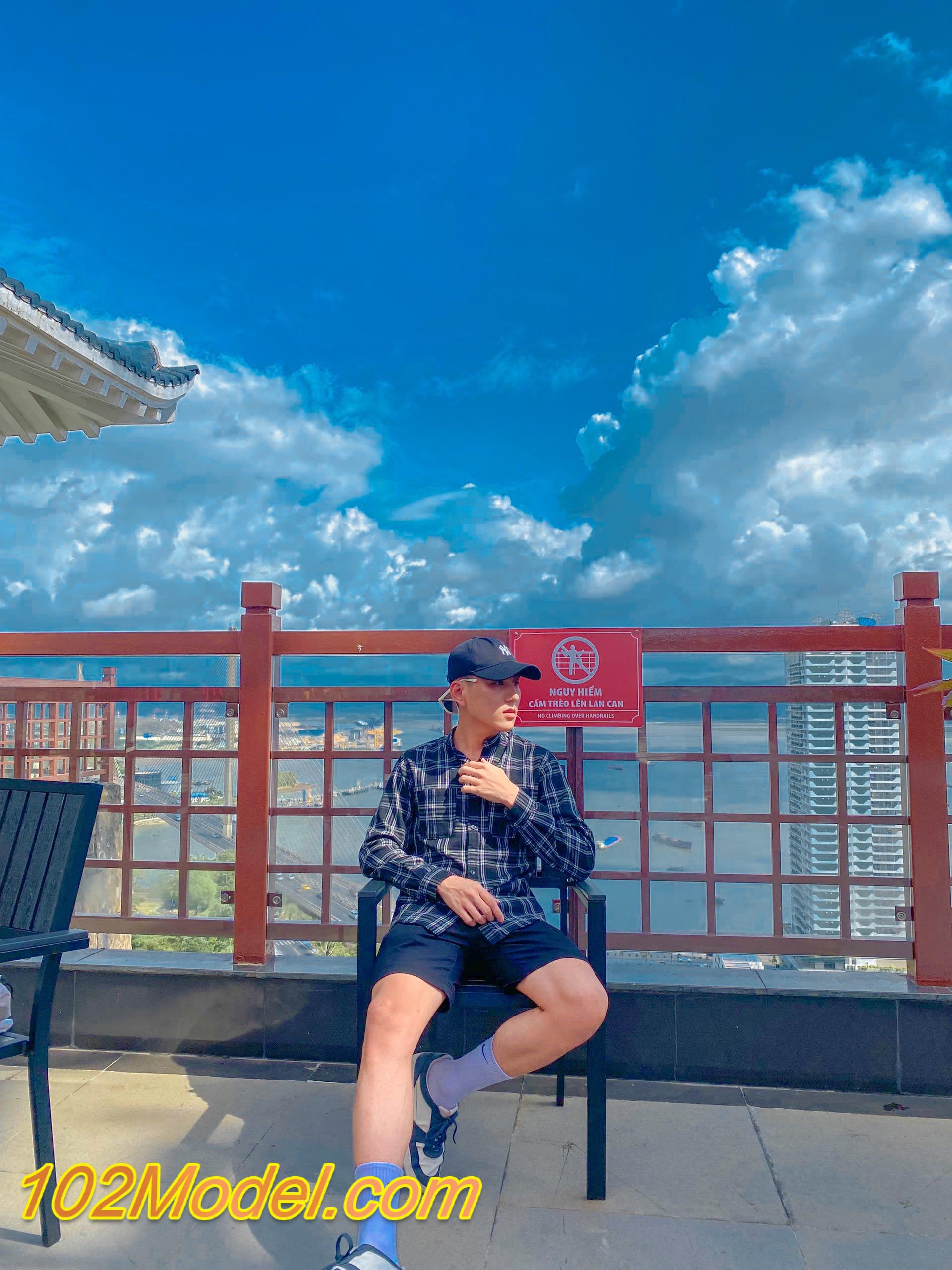 Trai thẳng miền bắc mình dây cu dài, mặt dễ thương như trai hàn - LONG:1301 11 42C15831 4A6E 4387 B11D ADDE0F6DCF06