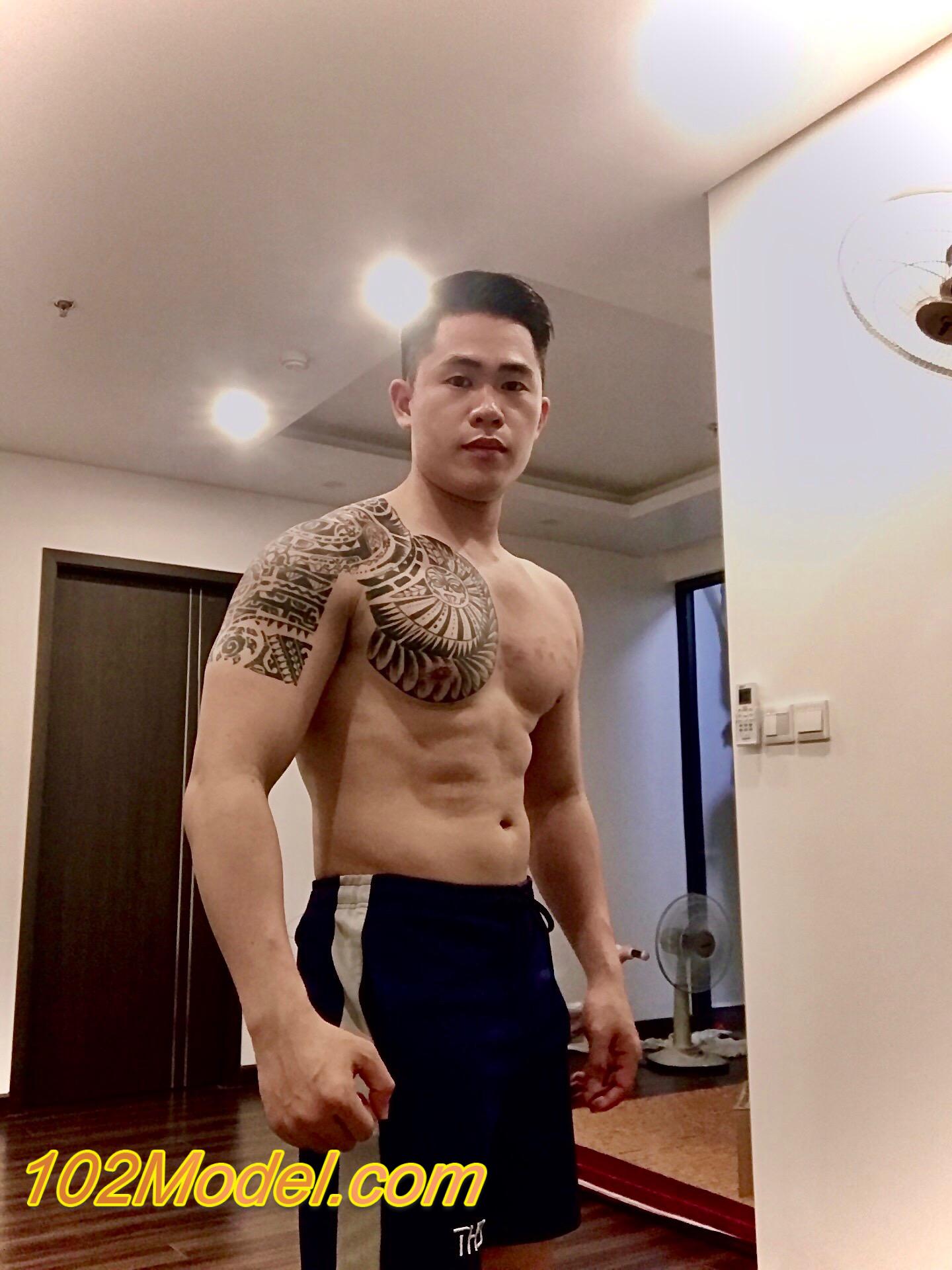 Trai thẳng cơ bắp body lực lưỡng chiều khách tới bến - LONG:1237 10 48656363 3363 4237 9778 629FFCCFA330