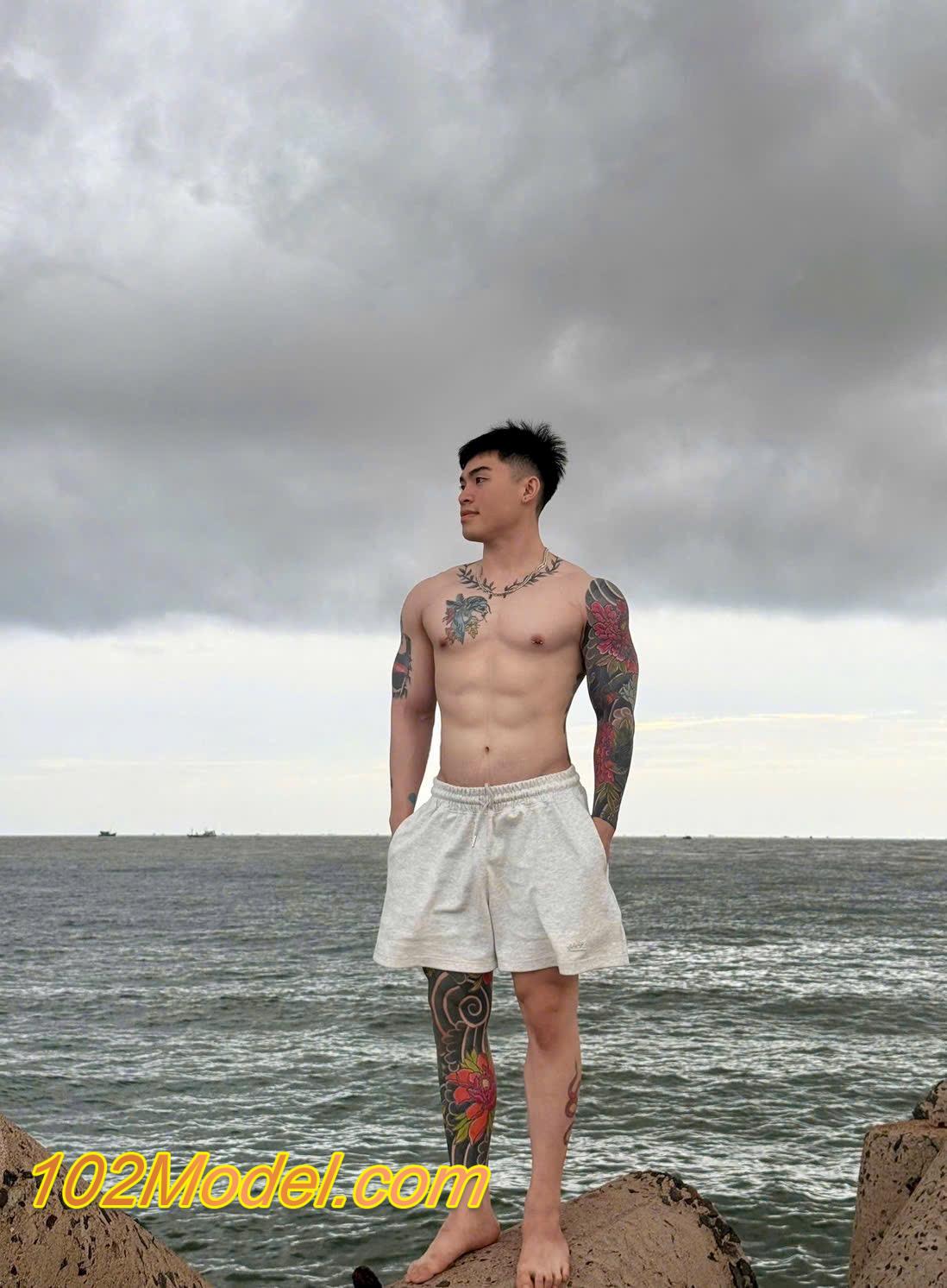 Hotboy phòng gym body ngon dâm, cu đẹp vừa miệng - LONG:1426 10 IMG 1621