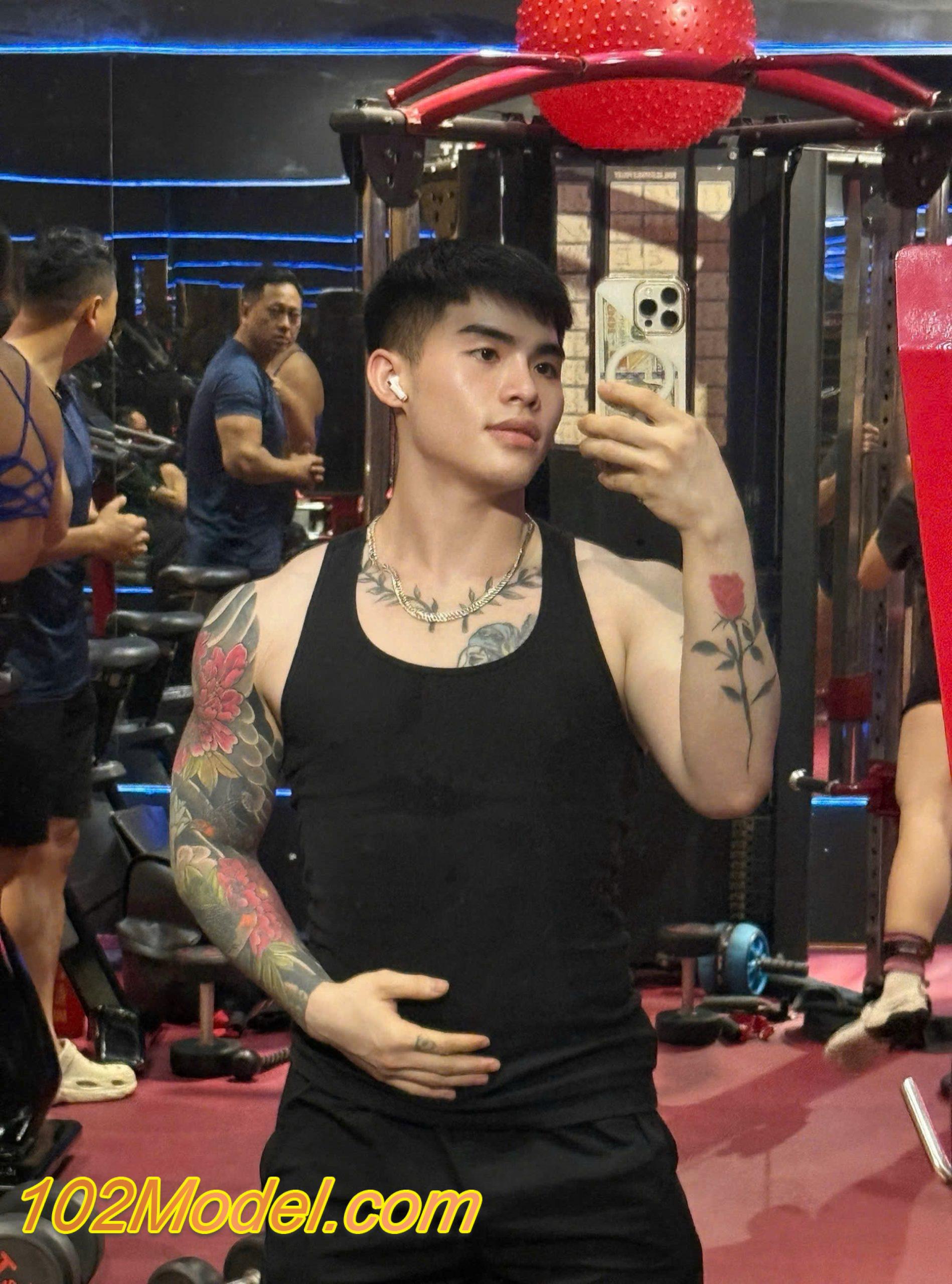 Hotboy phòng gym body ngon dâm, cu đẹp vừa miệng - LONG:1426 1 IMG 1628 scaled