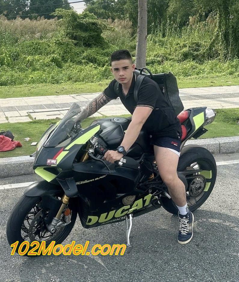 Trai đẹp body gym ngon, massage chuyên nghiệp - DUY:1309 49 IMG 6613 1