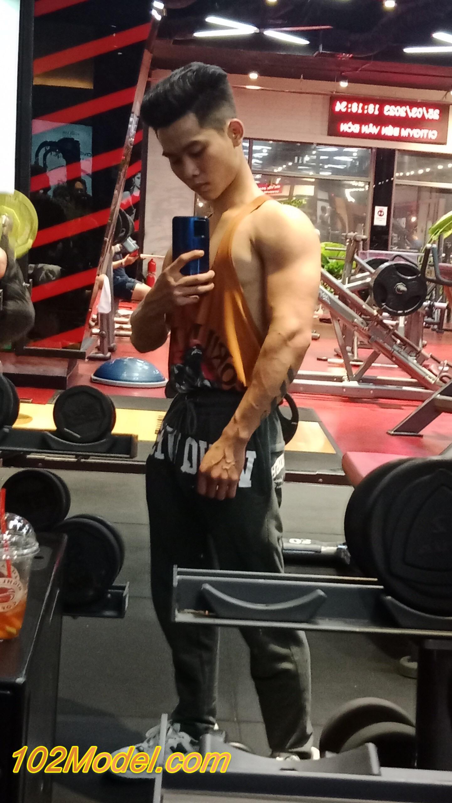 Trai gym cu bự body đô con, dễ thương top bot massage nhiệt tình - TẤN:1225 27 IMG 7082