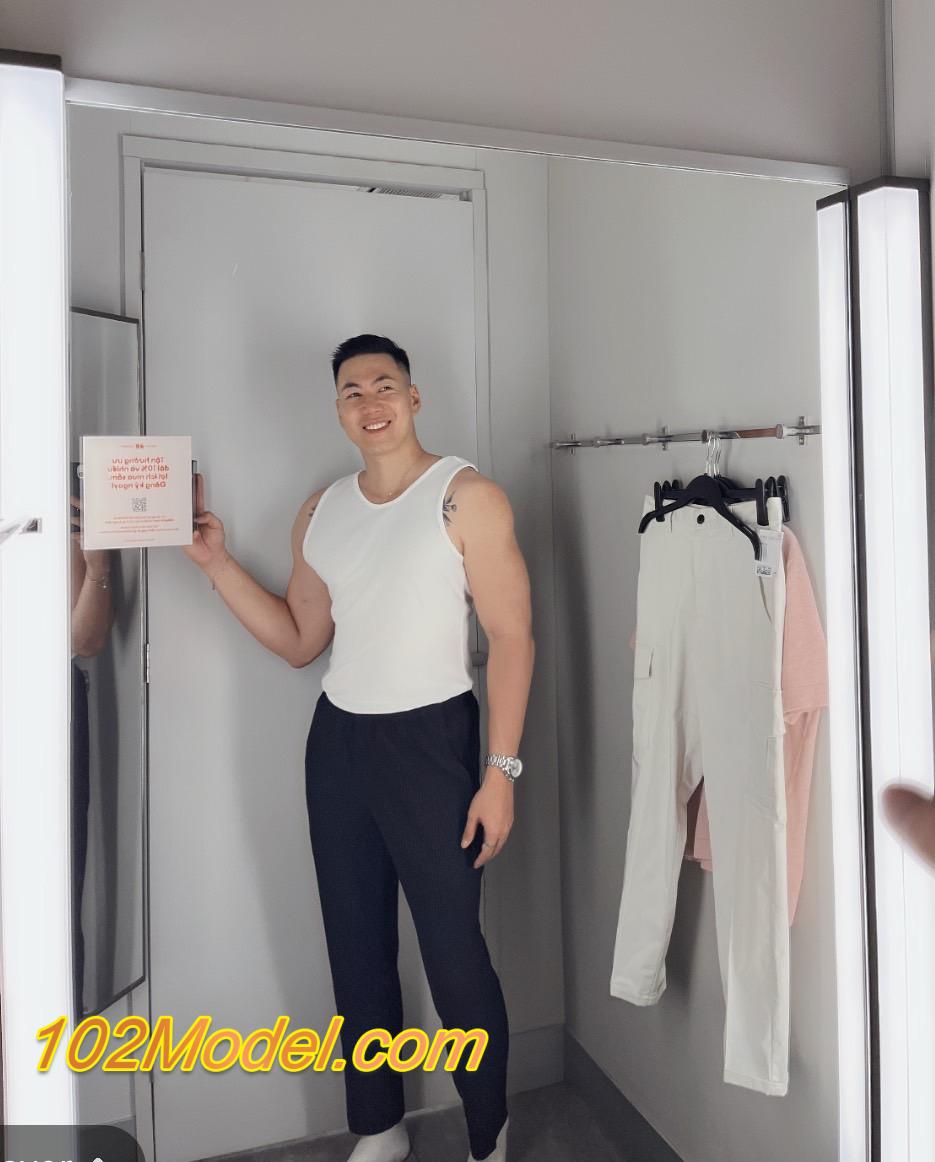 Trai bao cao to body vạm vỡ cu to bú sướng - MỸ:1466 13 1HEFNI2TK 30Q2BJ