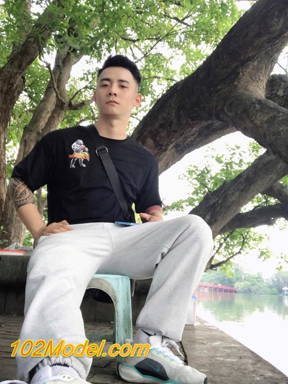 Trai thẳng bú liếm nhiệt tình, dáng người đầy đặn gym đẹp săn chắc - CƯỜNG:1230 14 IMG 0244