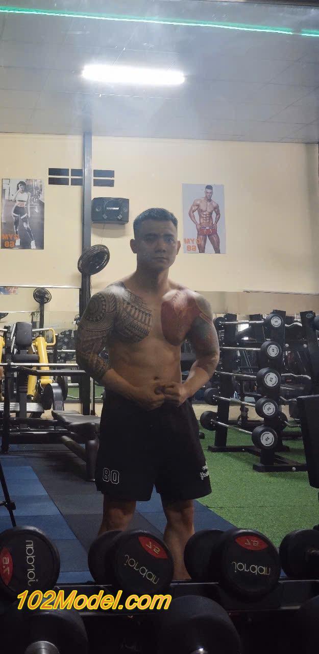 Trai thẳng bú liếm nhiệt tình, dáng người đầy đặn gym đẹp săn chắc - CƯỜNG:1230 16 IMG 9990