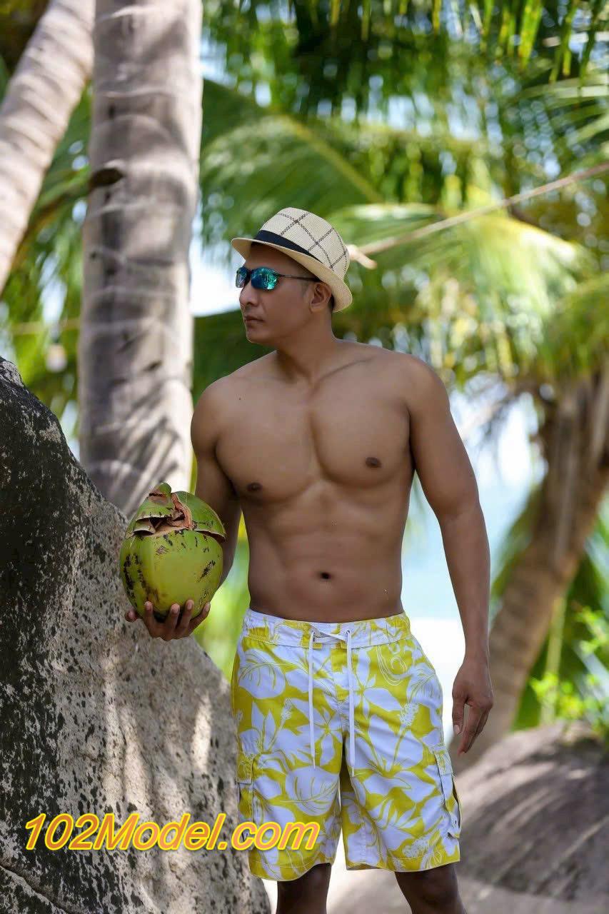 5640FD8D 054B 4C47 9032 342FA5ACA208