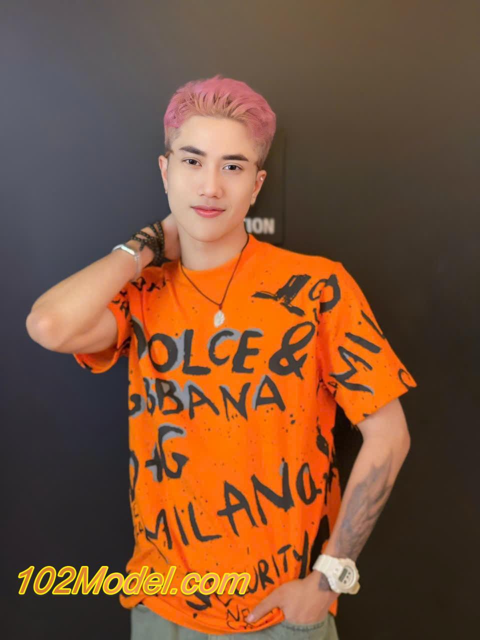 8F56DB0E 1722 4AAE B482 466E747E3CFA