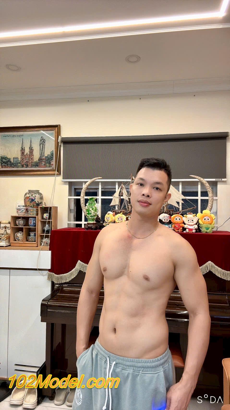 Boy miền bắc cu dài đến rốn, cực khủng chịch cực phê - TÙNG:1267 12 IMG 1061