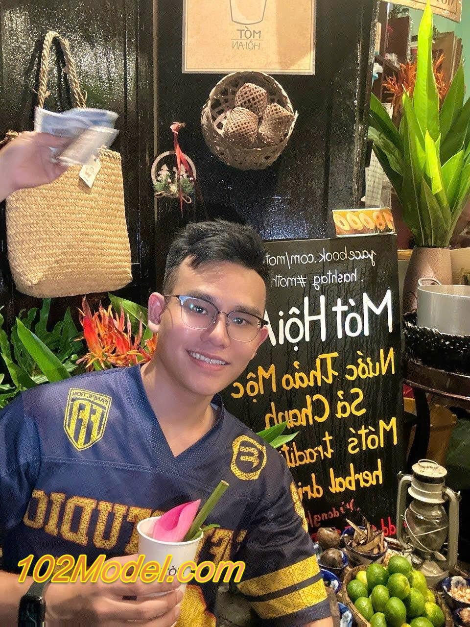 Boy gym body đẹp cân đối, đẹp trai ngoan hiền xoa bóp giỏi - SHIN:1461 13 IMG 8520