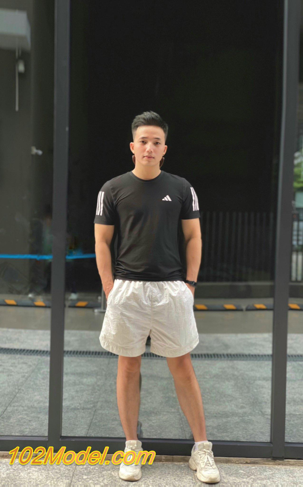 Boy menly hàng bự da trắng, body slim mình dây gợi cảm - PHONG:1303 26 E8D0EEBC 30CA 4025 9A44 4D583C6167C8