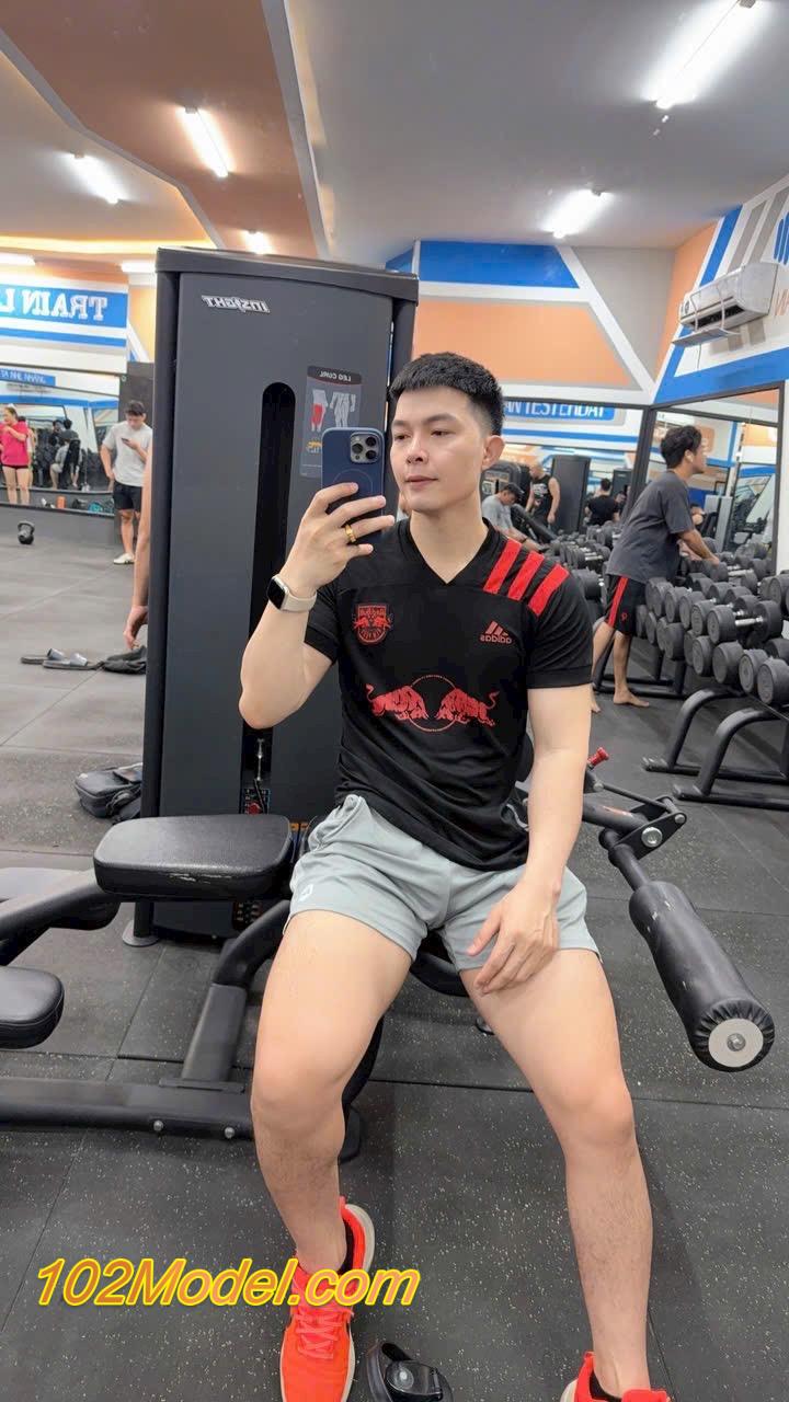 Trai bắc thể hình đẹp, cặc to dài, lịch sự hiếu khách - HOÀNG:990 10 IMG 0640