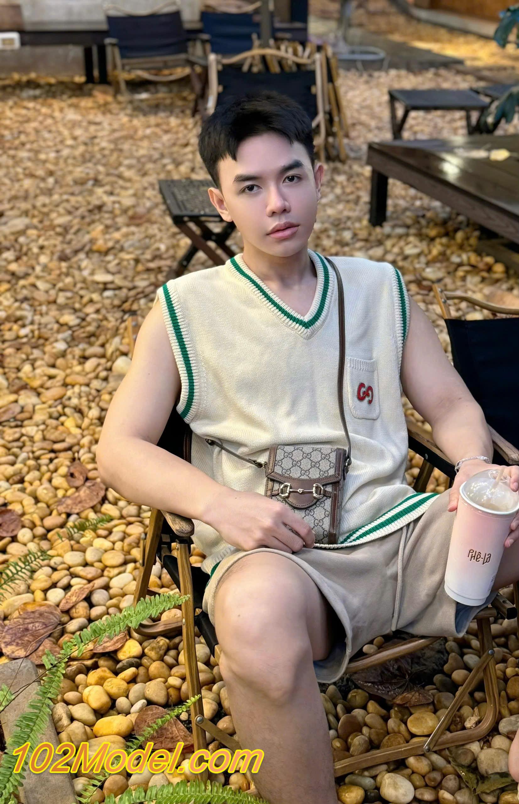 Boy teen body siêu mỏng, da trắng sạch sẽ, sung sướng đủ kiểu - HUÂN:1406 14 IMG 9079