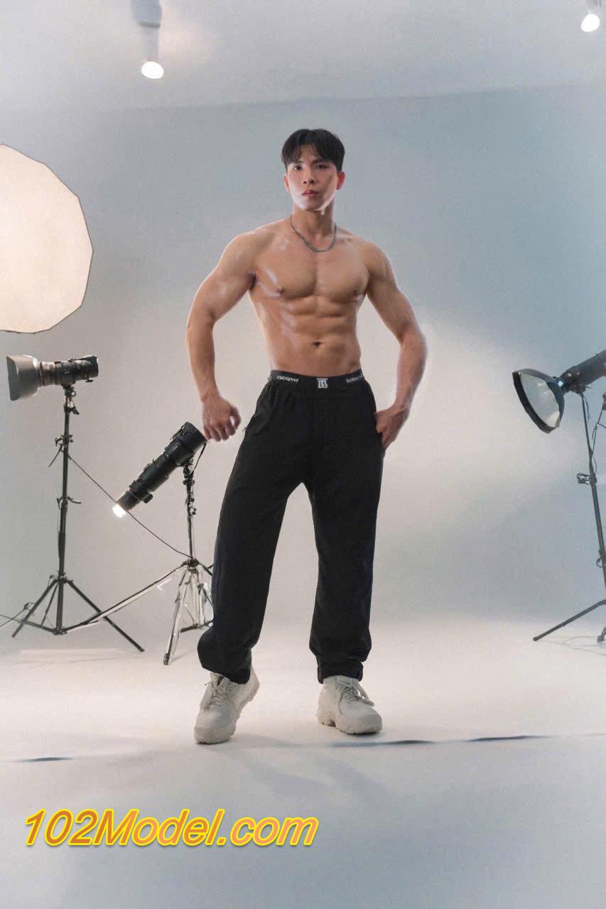 Trai cu to body đẹp massage làm tình sướng - LÂM MS:1065 30 IMG 9089