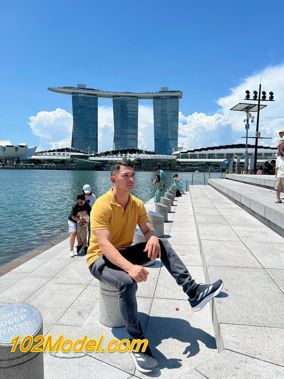 41F21CE2 793A 4E5A A497 34FC6E225B4B