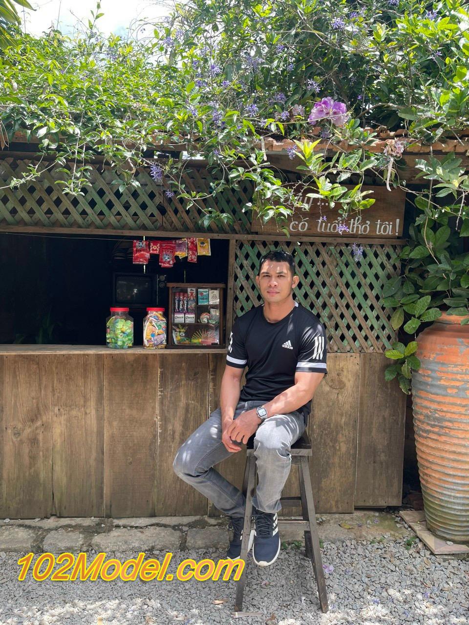 CDE7F727 324A 4F11 85A9 B8C1D259702D