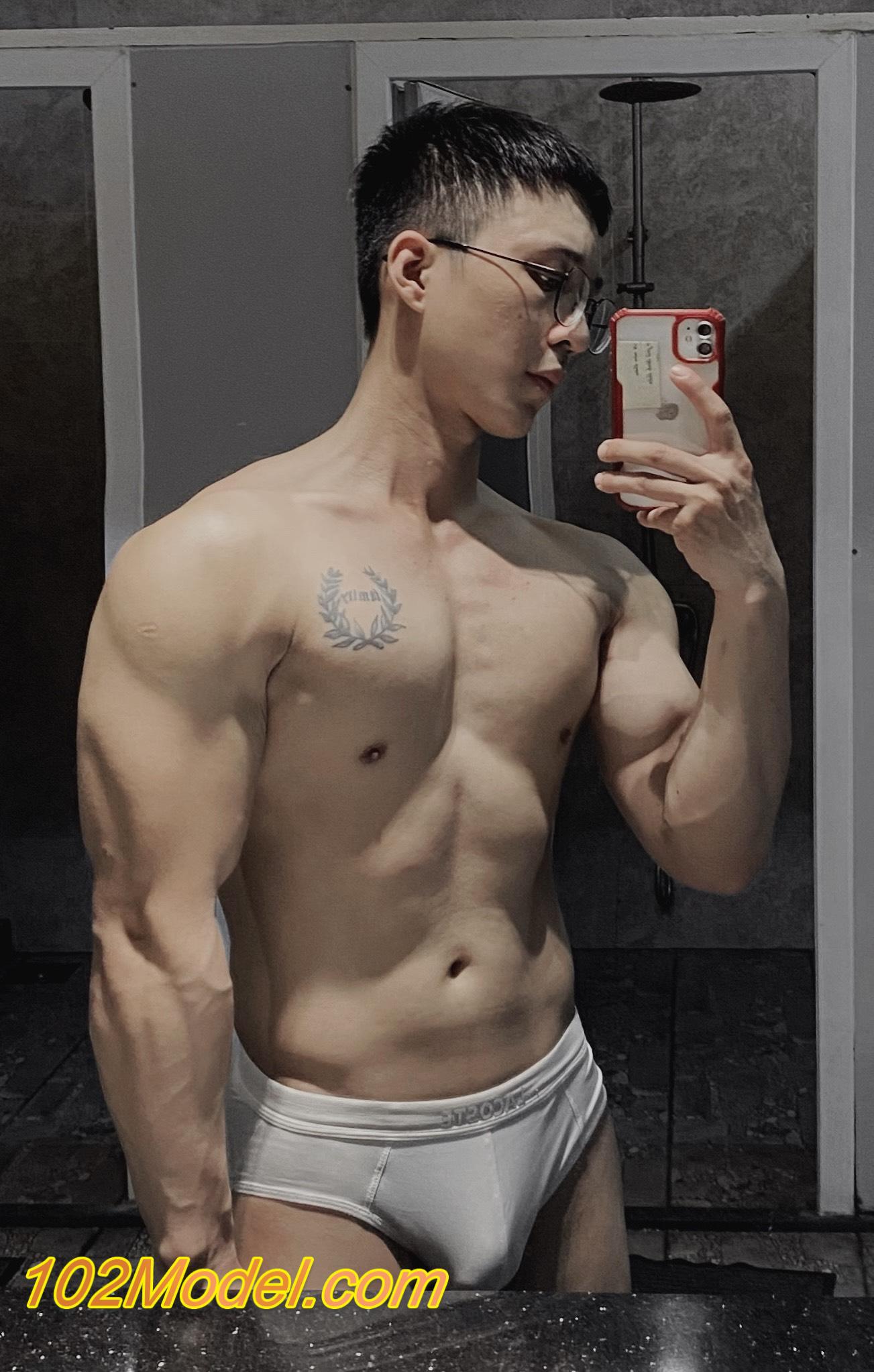 Boy gym đẹp trai manly, cu to da trắng có làm say nắng mấy anh - BI:1427 22 40320179138c9da08f6ca517a53c592c