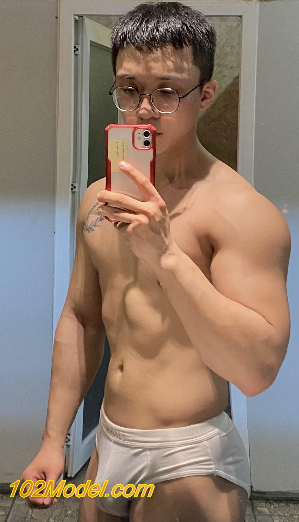 Boy gym đẹp trai manly, cu to da trắng có làm say nắng mấy anh - BI:1427 28 79ff83d4b2ab311e886c8b5e920f8c5b