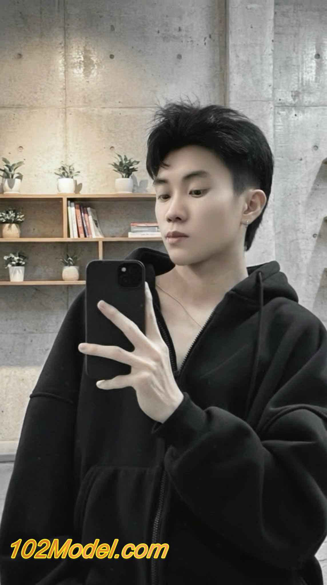 Teen boy dễ thương, da trắng mặt dâm body nhỏ nhắn - MINH:1015 39 IMG 2590