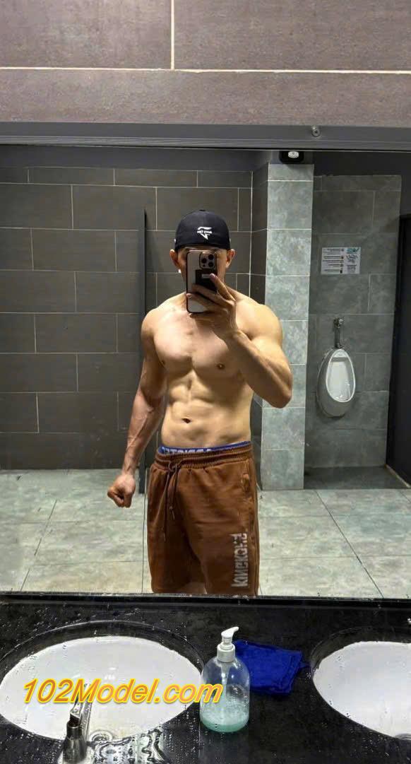 Trai gym cu 18cm body gân guốc, sex và mátxa rất tốt - PHÚC:1138 20 IMG 0672