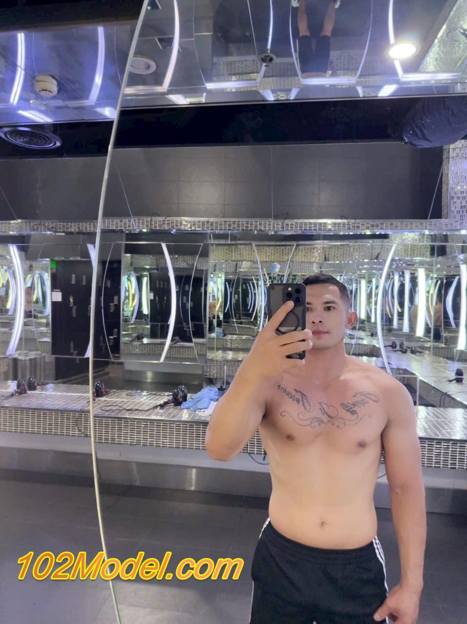 Boy đẹp trai nam tính, body cao to bự múp, quan hệ top bot bj massage ok - ĐẠT:201 13 IMG 0586