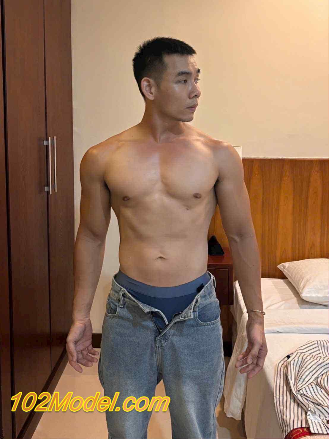 Trai gym cơ bắp dễ thương nam tính, có tay nghề mátxa trị liệu - BÌNH:1429 2 IMG 0980