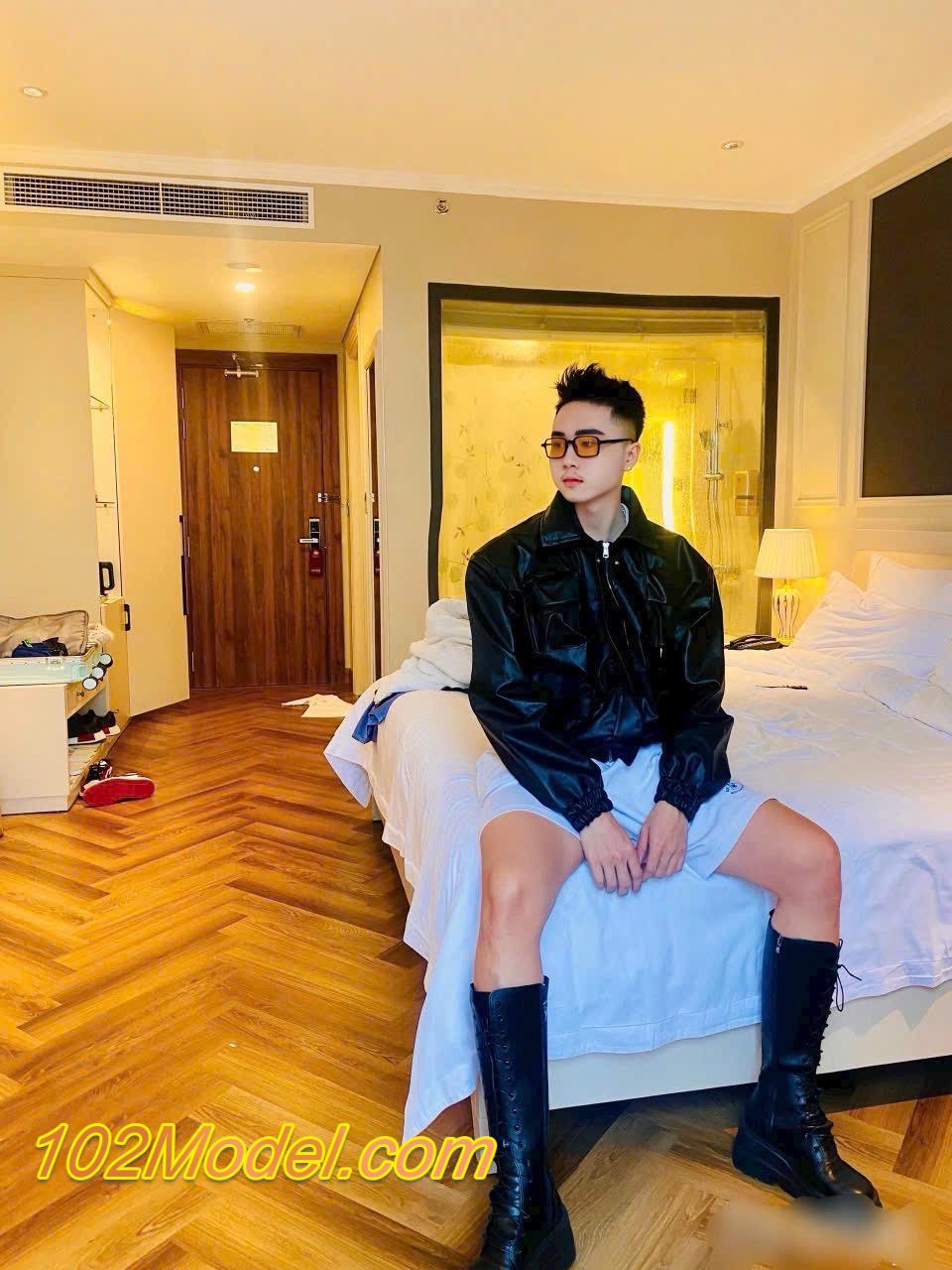 Trai ngon sexy body hấp dẫn, mặt đẹp cu to da trắng - TÔN:1261 9 IMG 1935