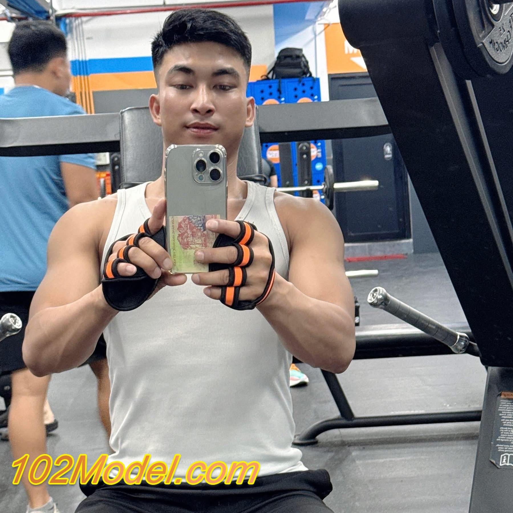 Trai gym dâm body sạch sẽ chiều khách tận tình - LĨNH:1467 11 IMG 1541