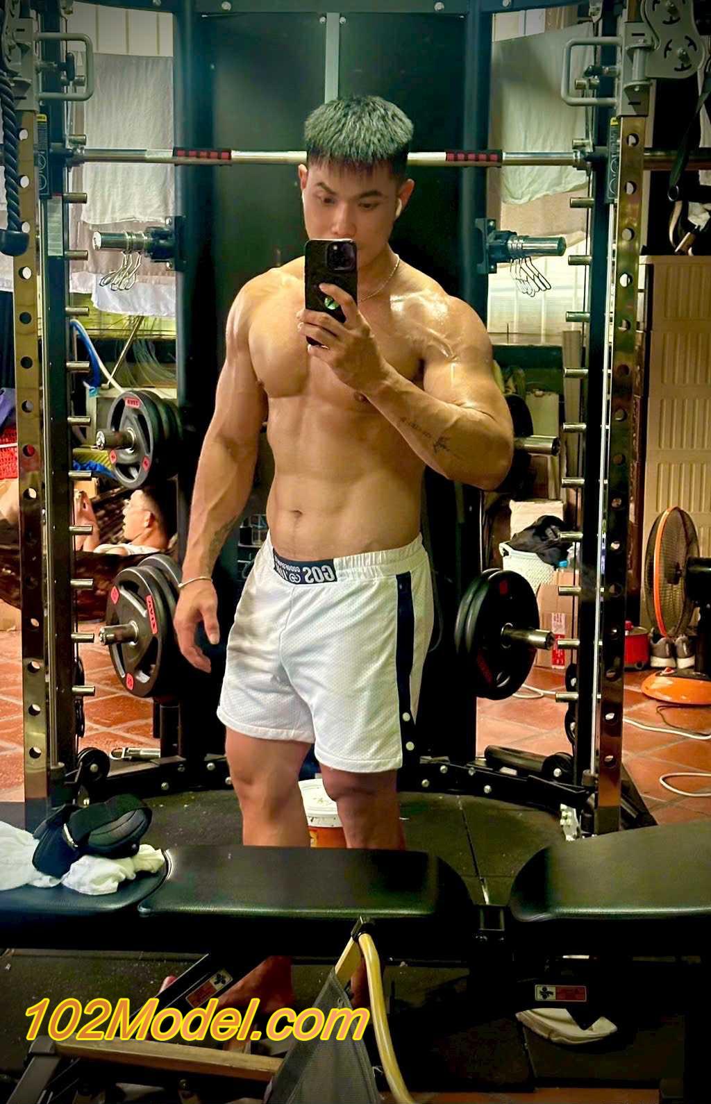 Boy đẹp trai body sexy, làm tình dâm như lúc mới yêu - THANH:1340 10 IMG 0921